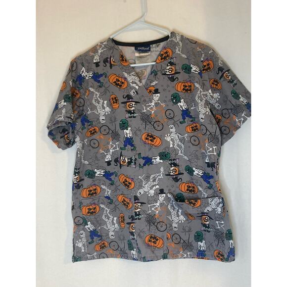 Tafford Scrub Top Women Halloween Size XS‎ Pumpkins Skeletons Monsters - Picture 1 of 5